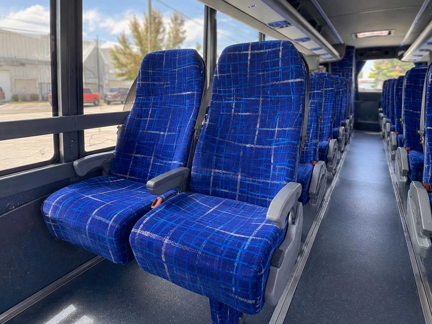 charter buses for fort worth corporate retreats and team events