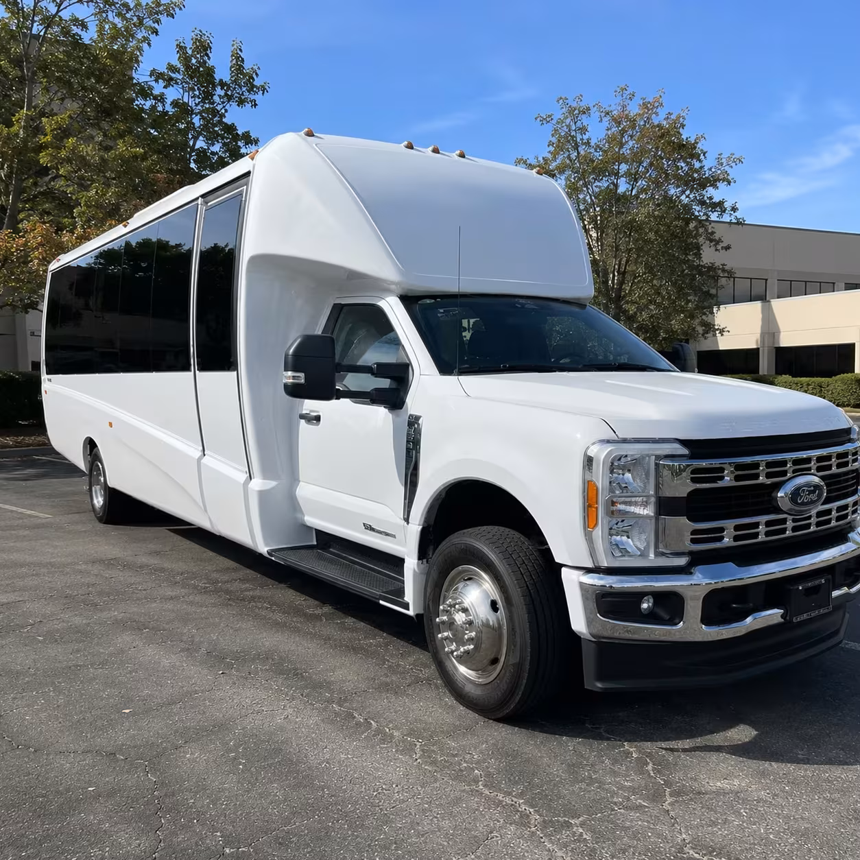 fort worth 20 passenger minibus rental